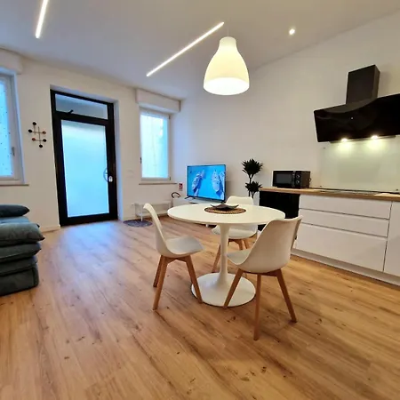 Apartment Casa Ross - Elegante E Confortevole, Recentemente Rinnovato *