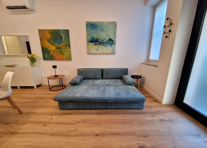 Casa Ross - Elegante E Confortevole, Recentemente Rinnovato דירה